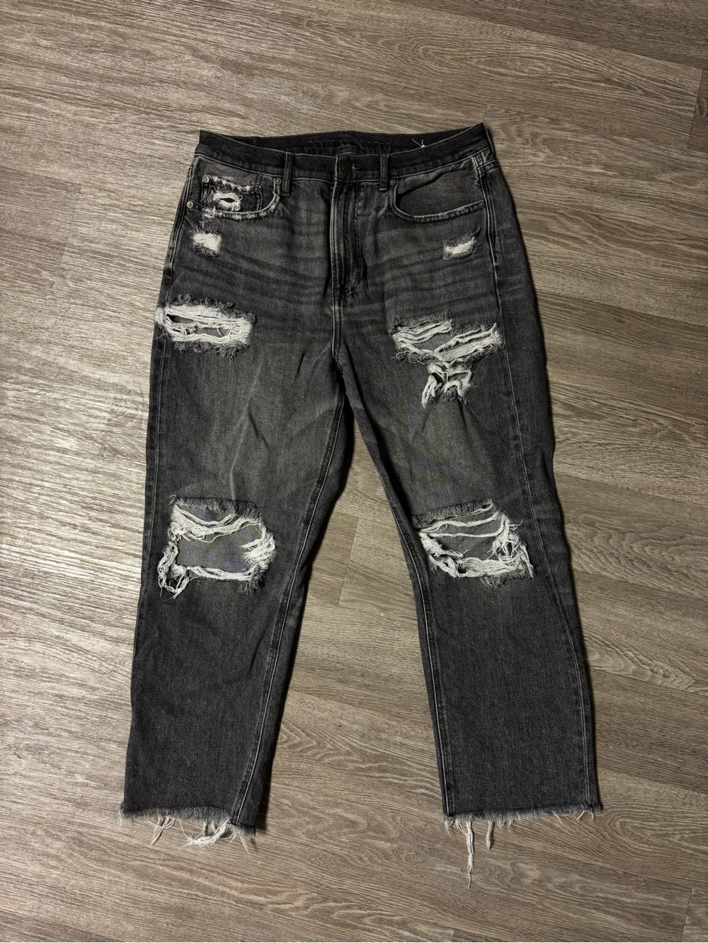 American Eagle Black Distressed Jeans
